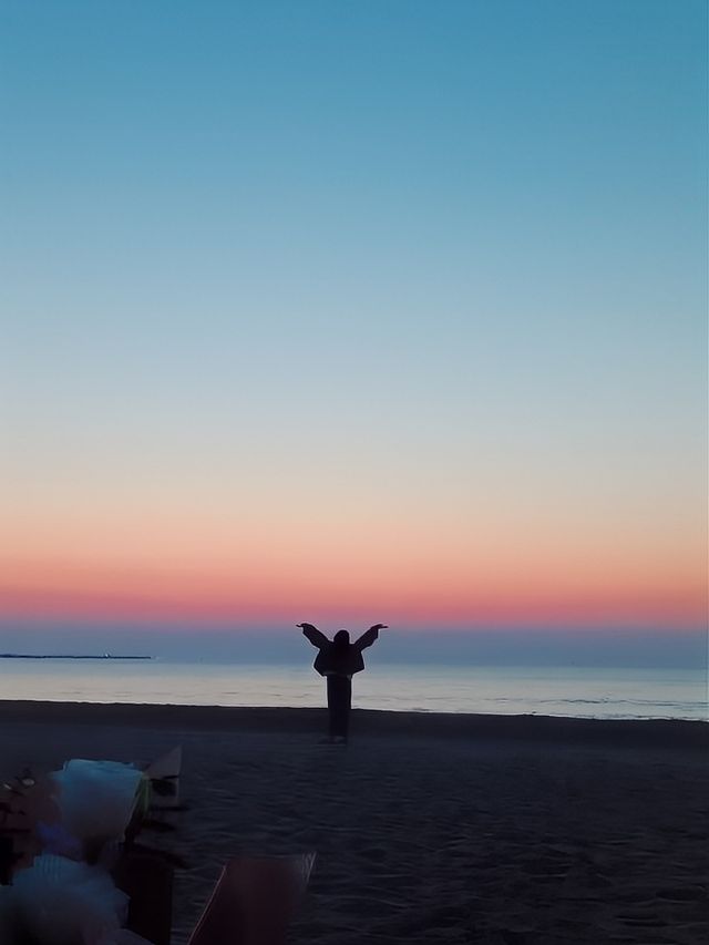 陽光海岸與大海約會。