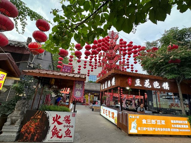 中華郡也是美食愛好者的天堂。