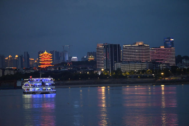 荊楚大地·「此地空餘黃鶴樓」｜江城·武漢