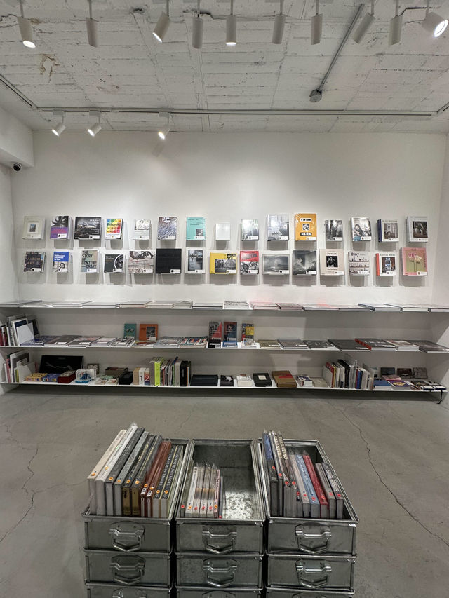 攝影人必逛！台北忠孝東路的寶藏書店