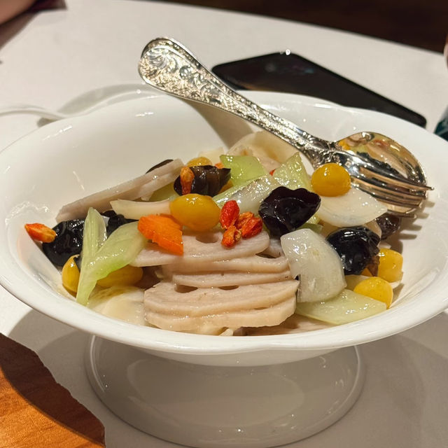譽瓏軒｜澳門美食攻略—在米三玩樂高的小孩人生有什麼煩惱？