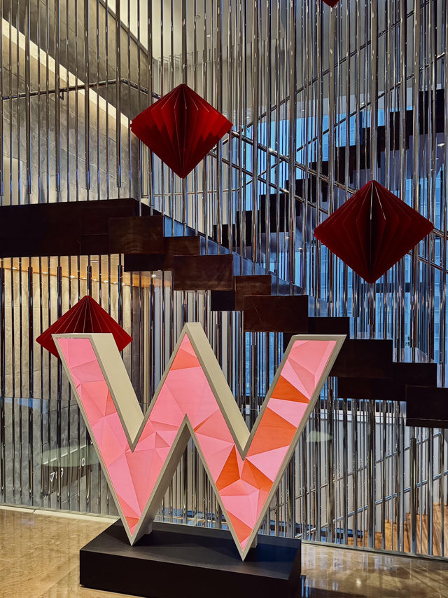 ✨台北W酒店｜把「狂歡基因」焊進每一吋空間的潮人聖地🌪️