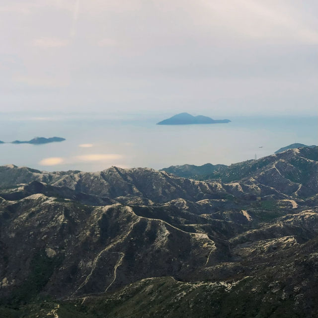 屯門青山攻略：從千年古剎至山海日落的療癒之旅