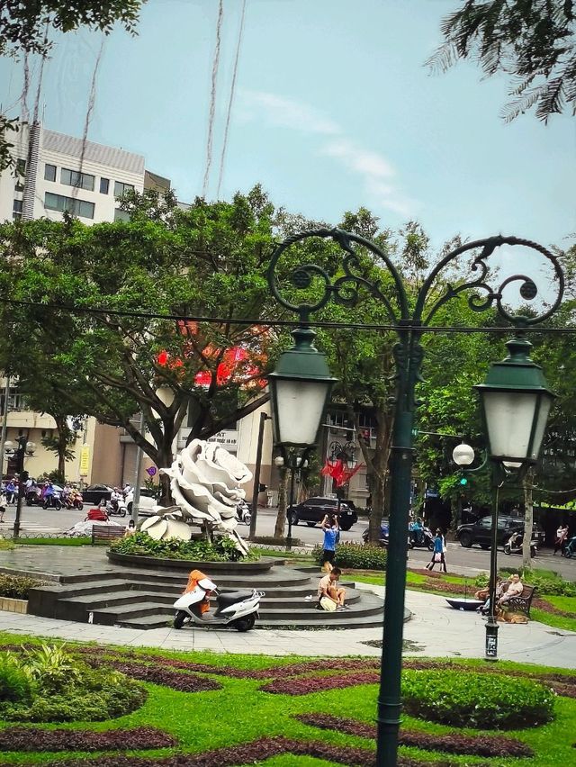 HANOI OLD QUARTER: Blast from the past 😍