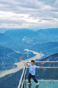 三峽遊輪｜跟著《中國國家地理》站上三峽之巔