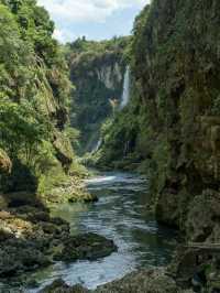 地球最美裂縫！喀斯特地貌封神之作！貴州你深藏不露啊