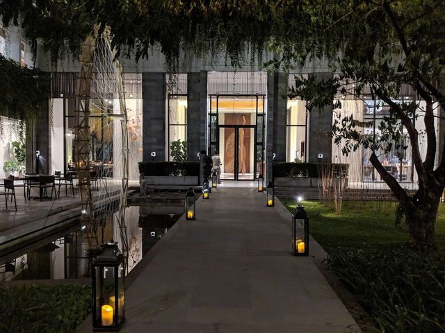 暹粒|林木線城市度假村的高級舒適感受   酒店：Treeline Urban Resort   