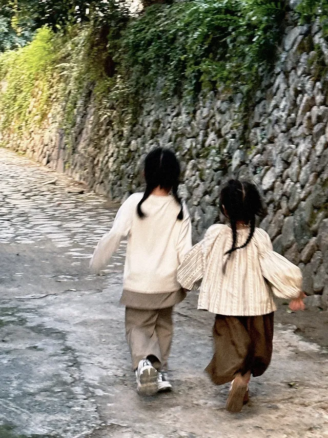 週末遛娃| 楠溪江半日遊看一池錦鯉 週末遛娃| 楠溪江半日遊看一池錦鯉