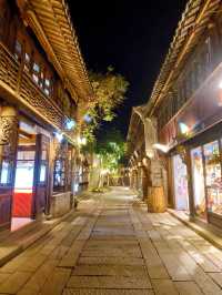 鹽官入夜,一幅被燈火喚醒的古畫