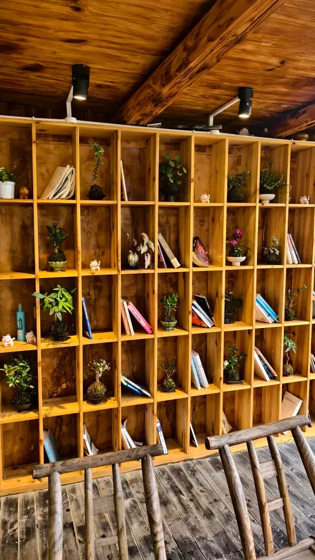 live實拍煙雨繚繞的苗寨也太出片了