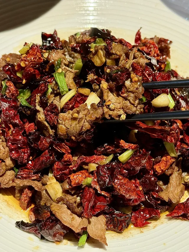 昆明宴請的王！！（逢人必推版！環境巨好！！