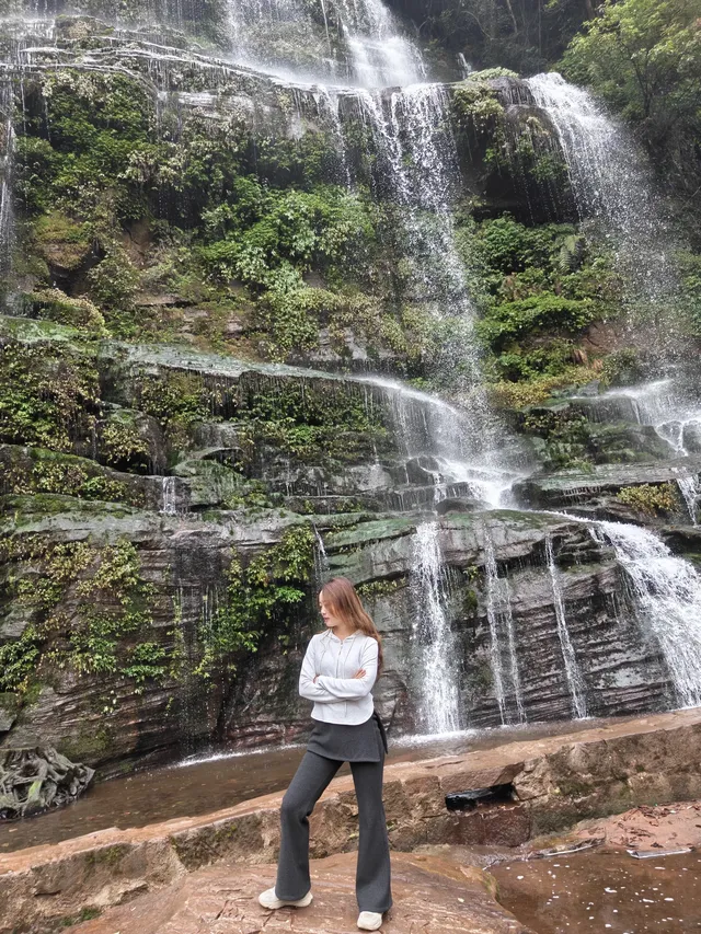 邛崍天台山徒步看瀑布 邛崍天台山徒步看瀑布