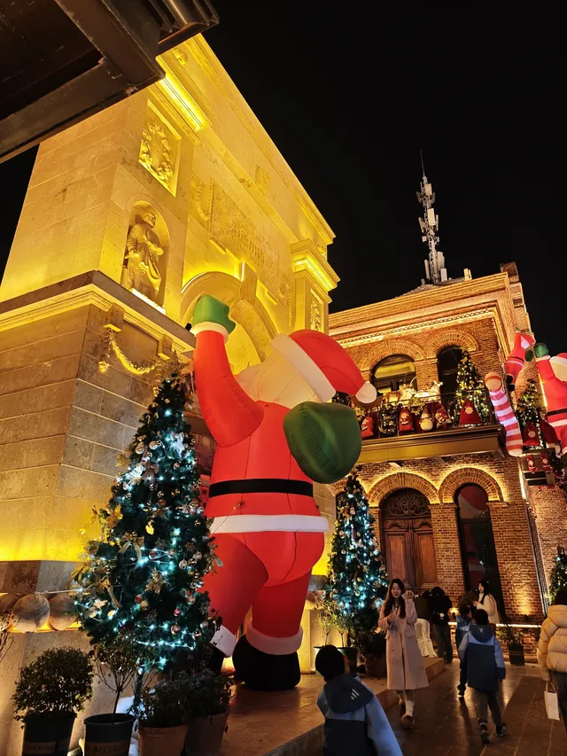 西安聖誕,海德小鎮和老城根都值得帶小朋友去~ 西安聖誕,海德小鎮和老城根都值得帶小朋友去~