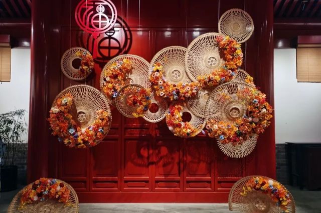 中海大吉巷這處寶藏打卡地,終於被我挖掘到了!這裡簡直是北京南城的拍照聖地,也是老北京文化的傳承地。