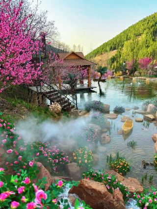 Peach Blossom Creek Valley: A Fairyland and a Hidden Paradise Truly Exists