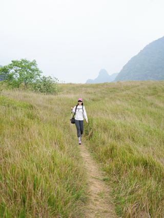 고산, 초원, 난닝 주변 소수의 사람만 아는 캠핑 하이킹 코스, 차로 바로 도착