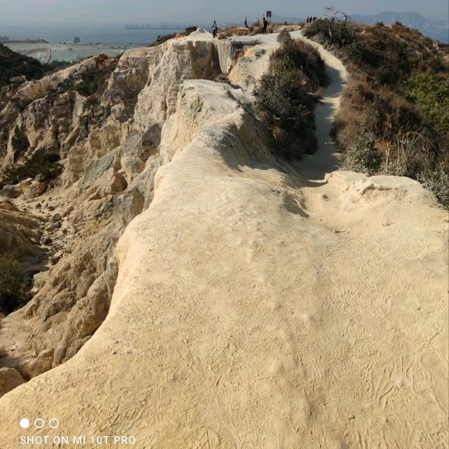 估不到香港也有咁美的大峽谷,又稱菠蘿山