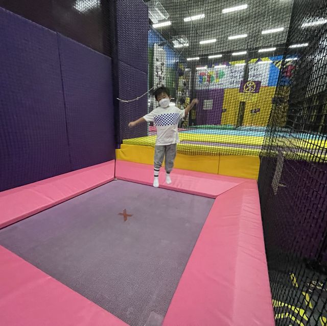全新5萬平方呎室內運動遊樂場Super Sport Park 
