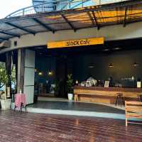 📍 BLACK Café ☕️