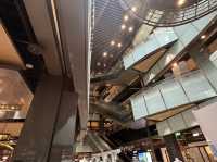 🏬 台北京站時尚廣場：連接台北車站，通往中山地下街與電影院的時尚聚落！🚉🛍️🎬