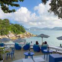 THE REEF คาเฟ่สีฟ้าขาวฟีลซานโตรินี
