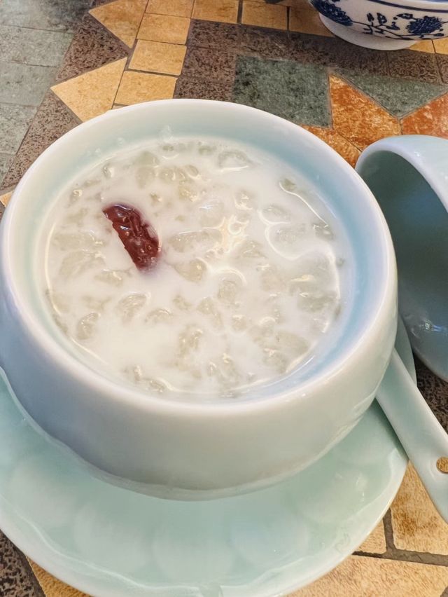 🥣西關風格懷舊糖水鋪-燕品居🥣