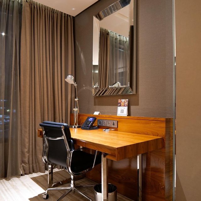 โรงแรมห้าดาวใจกลางกรุง Hilton Sukhumvit Bangkok