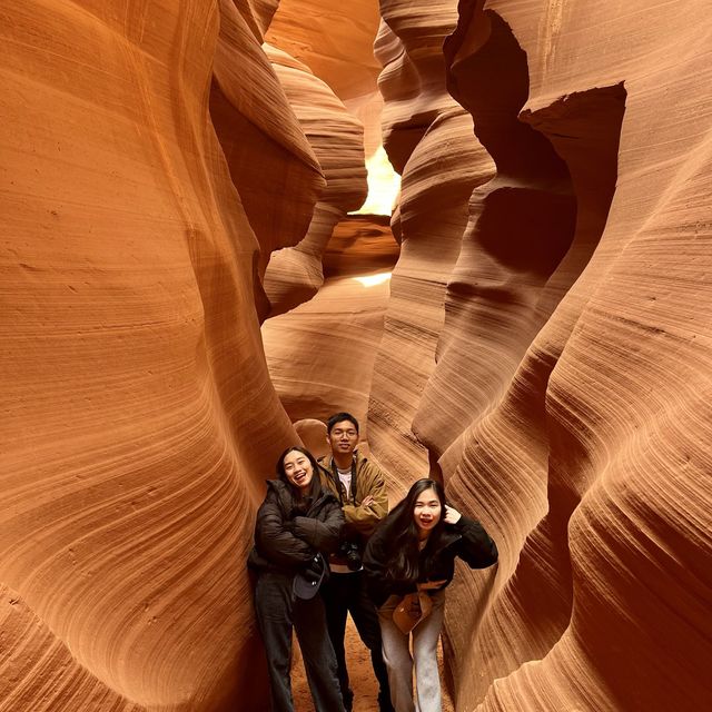 Lower Antelope Canyon