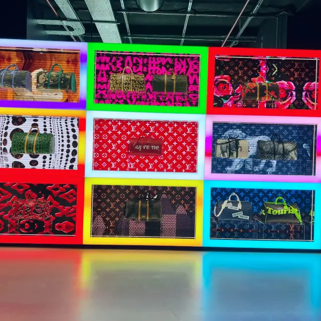 巴黎塞納河畔 LV Dream展覽 咖啡店-Maxime Frédéric at Louis Vuitton