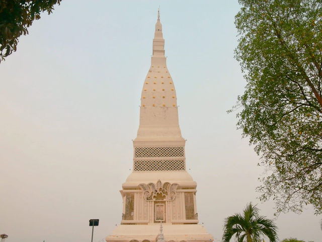 สักการะ พระธาตุท่าอุเทน พระธาตุประจำวันศุกร์