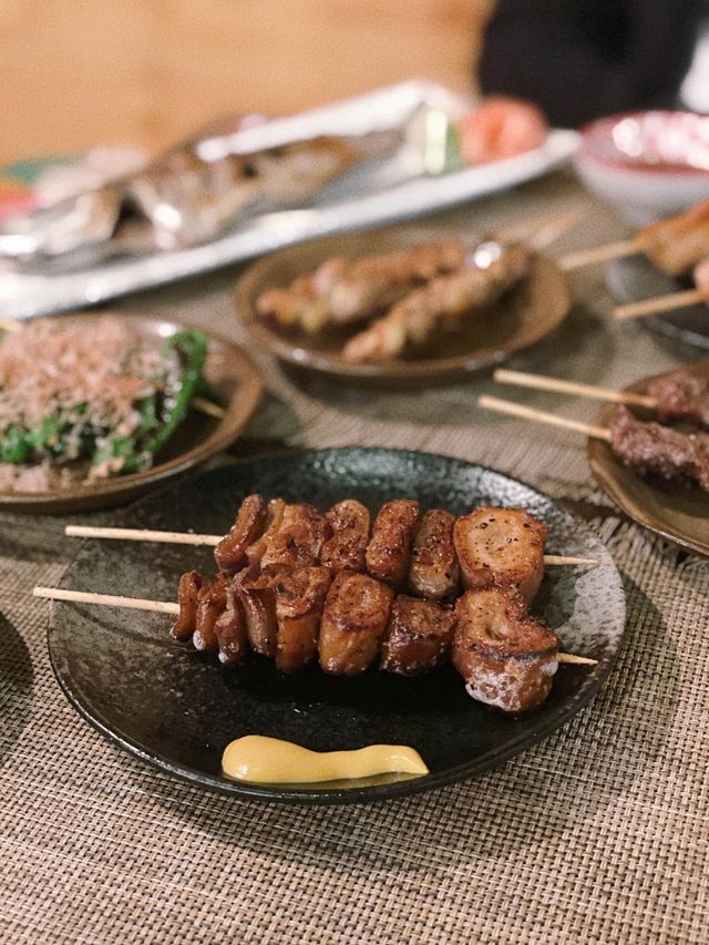 【銅鑼灣 ✦ 超好氣氛！🇯🇵日式串燒居酒屋🏮✨】