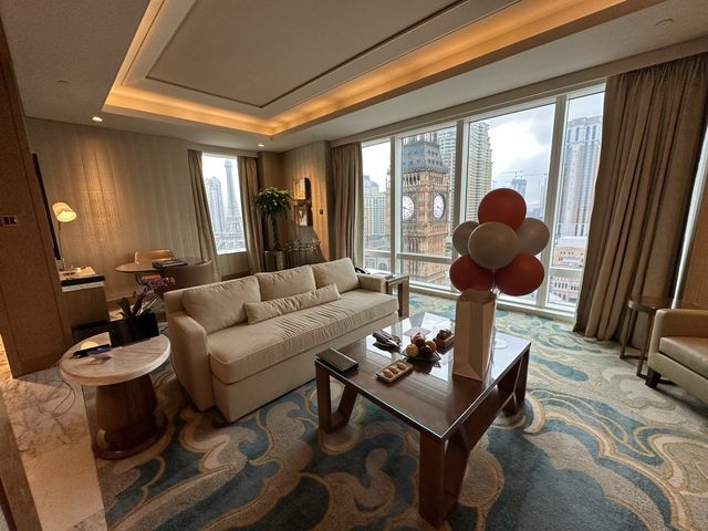 澳門瑞吉酒店大笨鐘景大都會套房