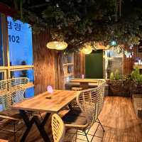 도심속 감성카페, ‘마운틴누크’ 송리단길점🌱