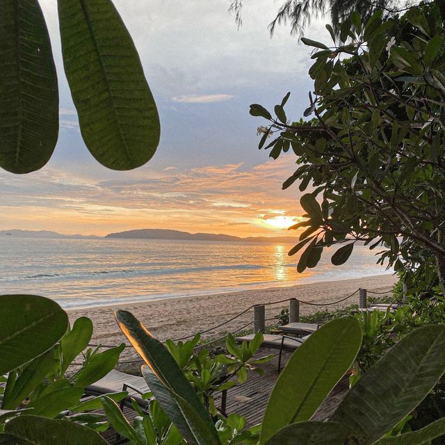 CENTARA Grand Beach Resort & Villas