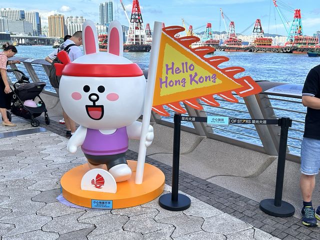 尖沙咀半天打卡行程 | 應節LINE FRIENDS龍舟打卡點