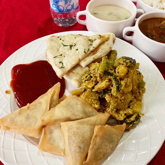 🥟尼泊爾八餸飯自助午餐