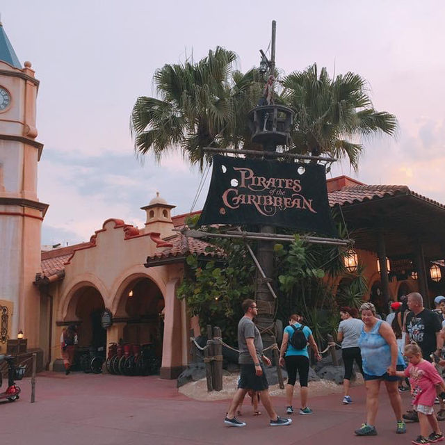 เที่ยวบ้านมิกกี้เมาส์ที่ Magic Kingdom Park🥳