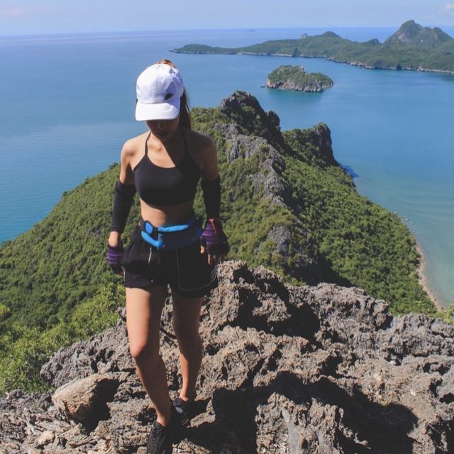 เขาล้อมหมวกชมวิวสวย 3 อ่าวแบบพาโนรามา 🧗‍♀️