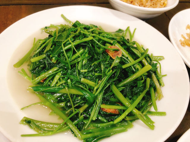 台北｜🍛🧆🥗美味家常菜♥️ 張吳記什錦麵