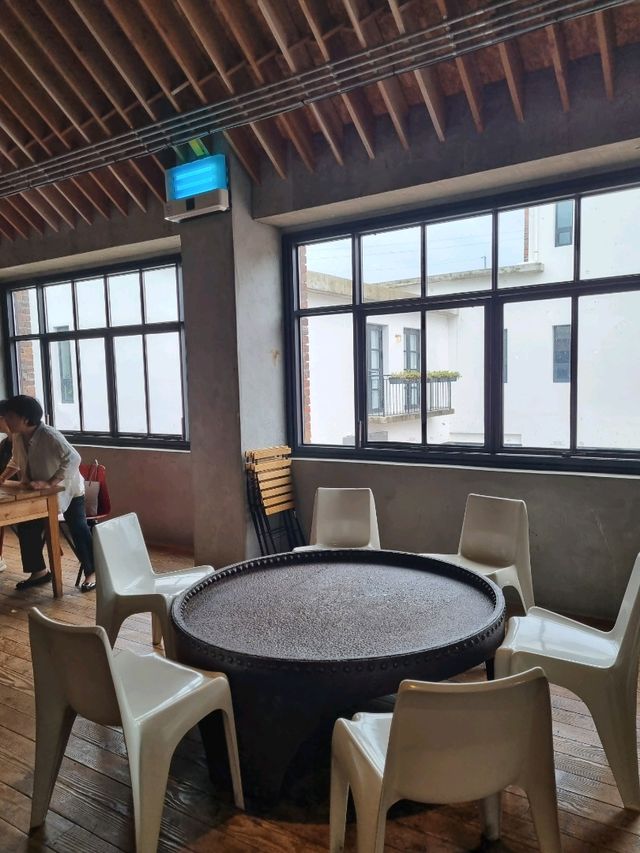 층마다 매력적인 인테리어의 테라로사