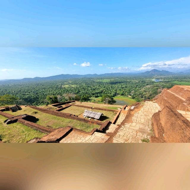 🇱🇰 Sigiriya lion Rock, the First UNESCO world heritage site in Sri Lanka