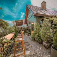 EverGreen Cafe & Bakery 
