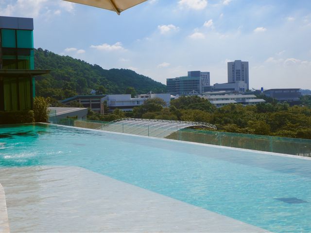 ไปมาแล้วประทับใจมากกก~~ Holiday Inn