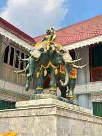 สายมูไม่ควรพลาด วัดเทวราชกุญชร