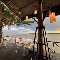“บ้านเมษา” ร้านอาหารวิวแม่น้ำเจ้าพระยา