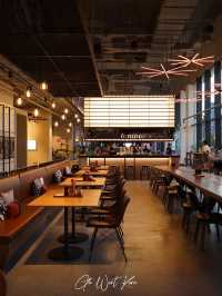MOXY BANGKOK RATCHAPRASONG…ชวนไปนอนโรงแรมไลฟ์สไตล์
