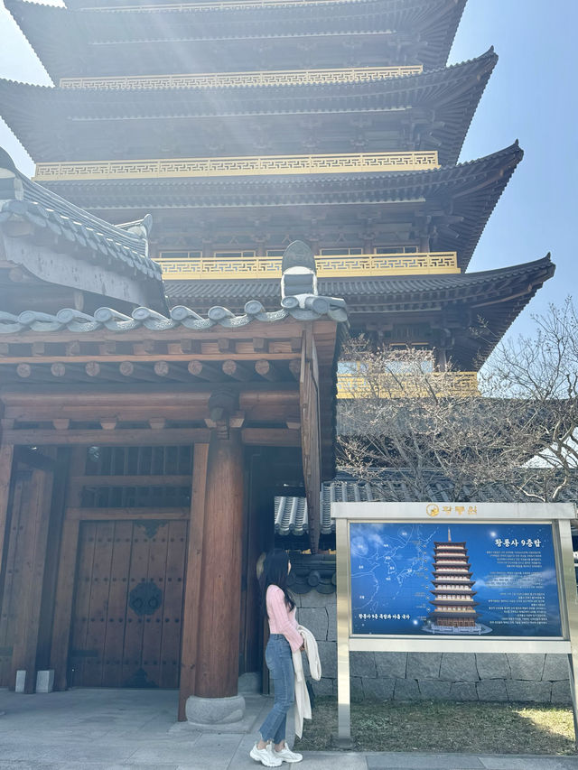 벚꽃피는 계절에 방문하기 좋은 경주 황룡원