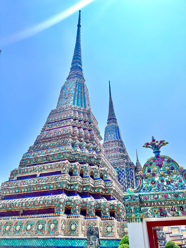 🌟 Discover the Serenity of Wat Pho 🌟