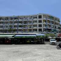 ตลาด Dam Market (Chợ Đầm)