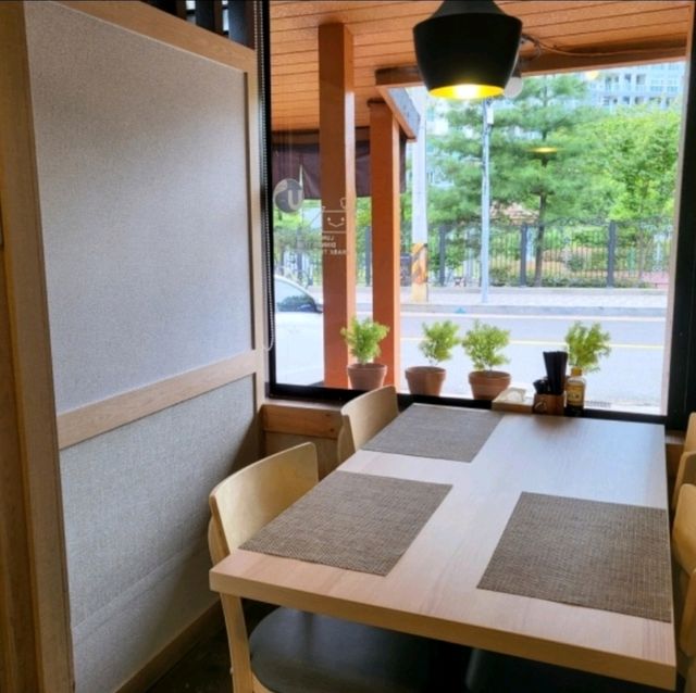 부산 해운대 맛집)김철수스시선수 - 모듬초밥을 시키면 코스로 나오는 곳 / 해운대초밥맛집